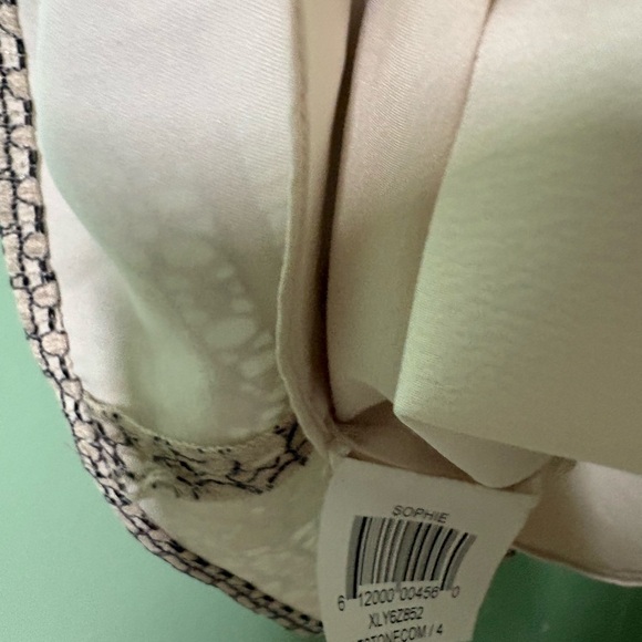 NWT BCBGMaxAzria Cream and Black Lace Midi Dress 0 zipper - Picture 10 of 16